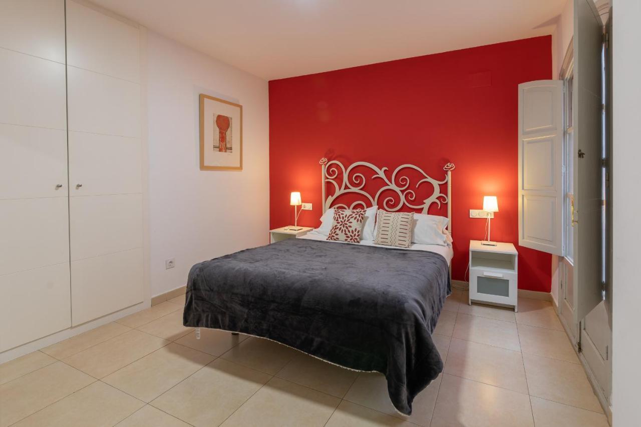 Reservaloen Plaza Del Salvador Seville Luaran gambar